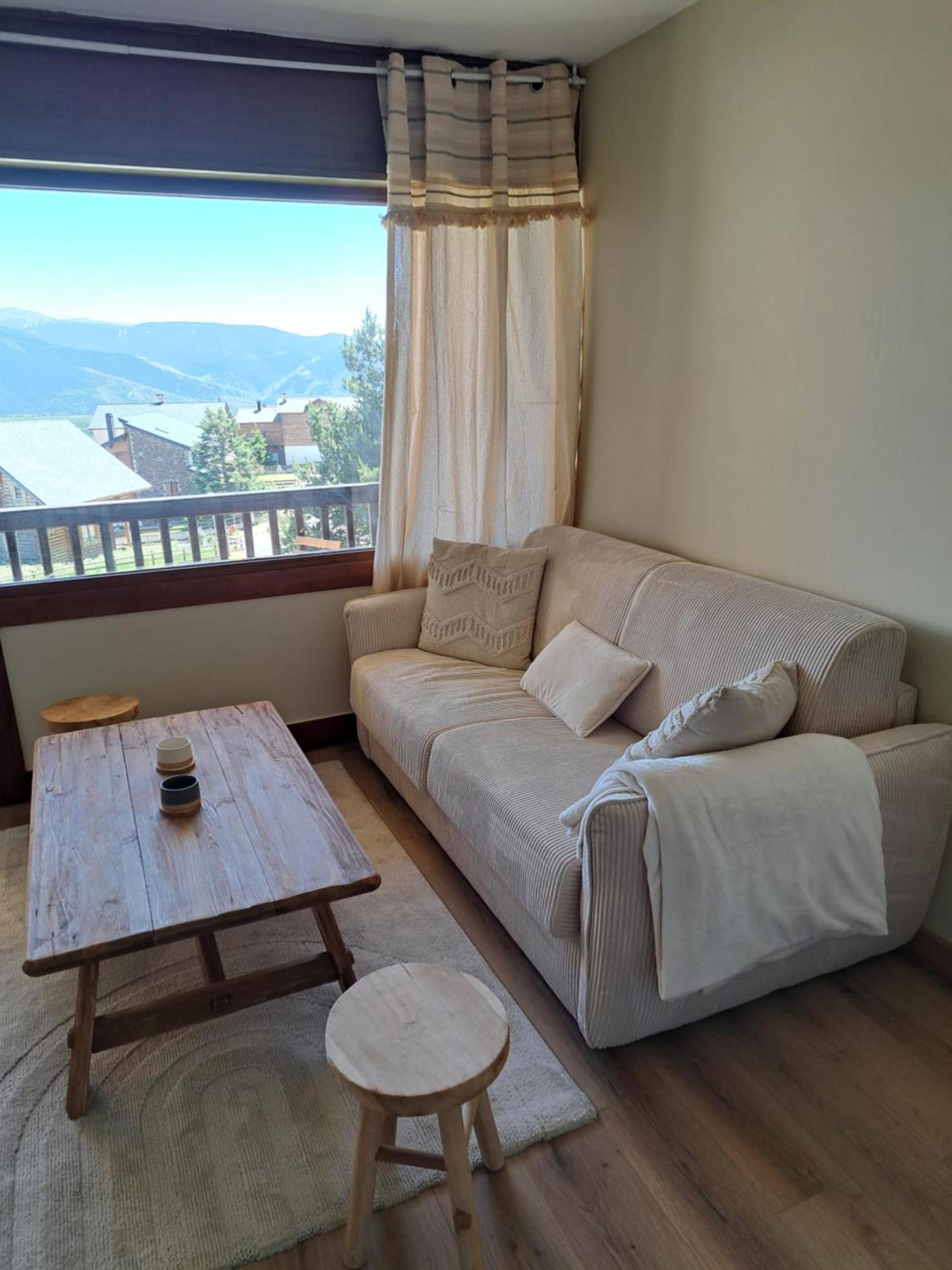 Studio Cabine 4 Couchages, Vue Face Aux Montagnes Font-Romeu-Odeillo-Via Exterior foto